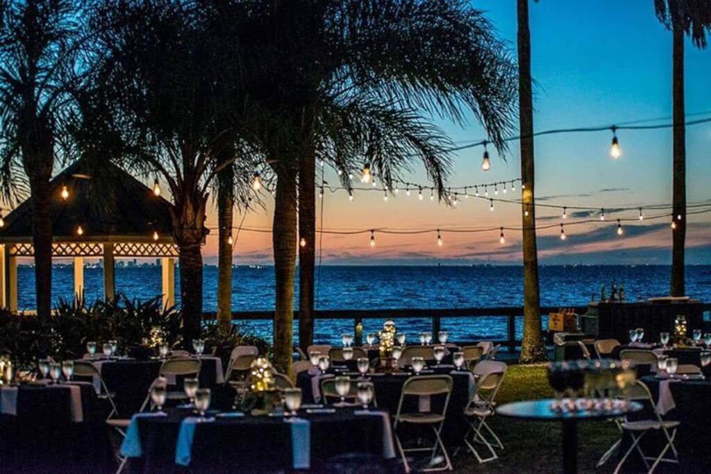 River Delight,Studio109, Beach & Pool Steps Away + Wifi Ruskin Dış mekan fotoğraf
