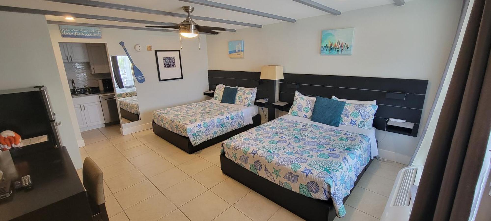 River Delight,Studio109, Beach & Pool Steps Away + Wifi Ruskin Dış mekan fotoğraf